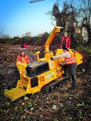 mobile Häckselmaschine im Einsatz